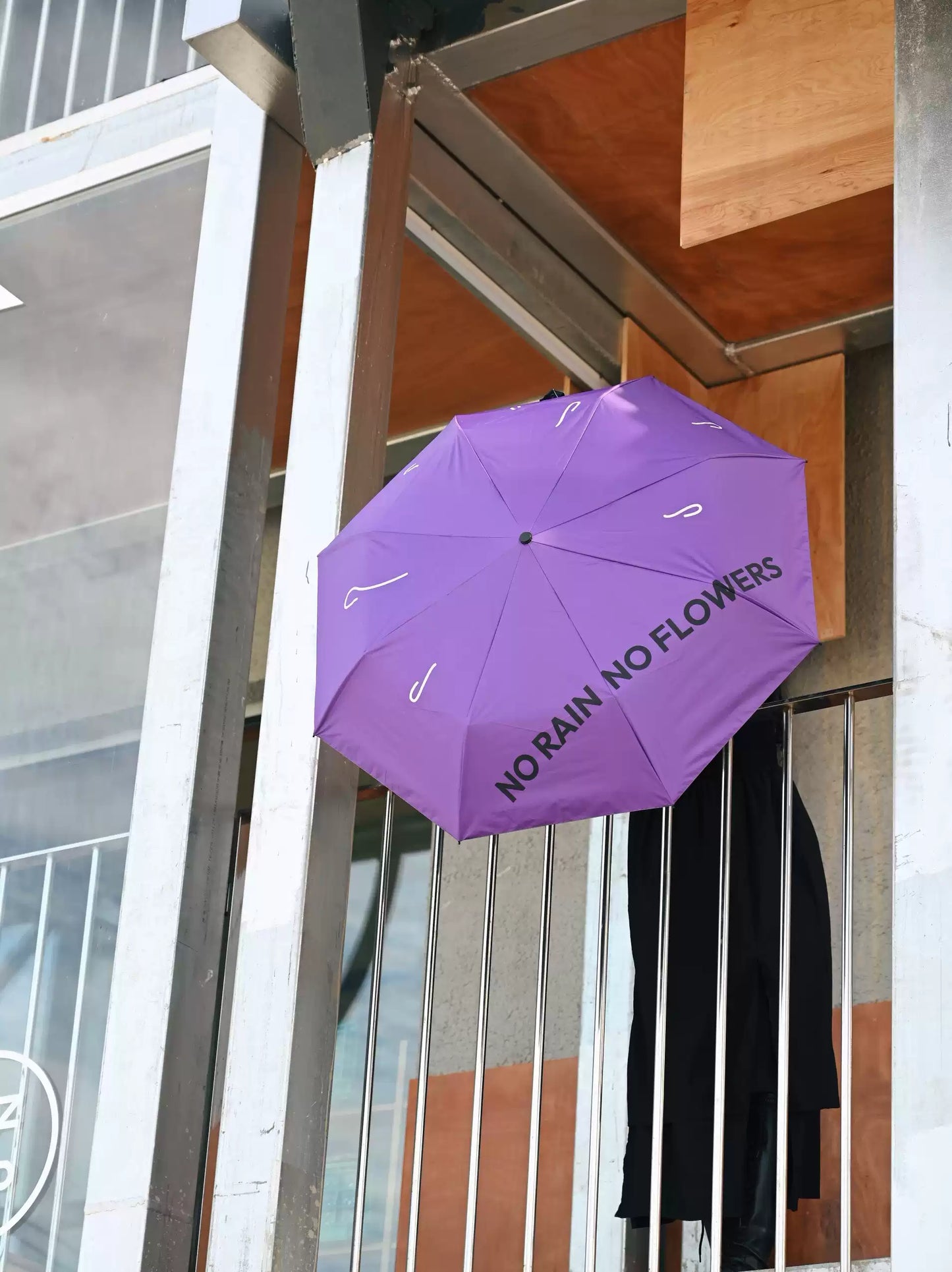 {heym}No Rain, No Flowers — Hand-Painted Raindrop UV Umbrella (Lavender)