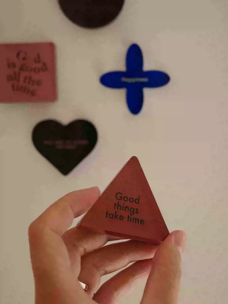 {heym}Be Happy! — Jelly-Like Acrylic Fridge Magnet